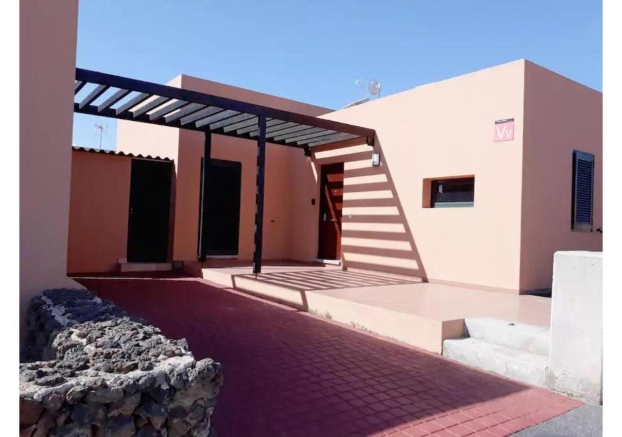 Anahi Homes Corralejo - Villa Codeso 5 La Oliva Exterior photo